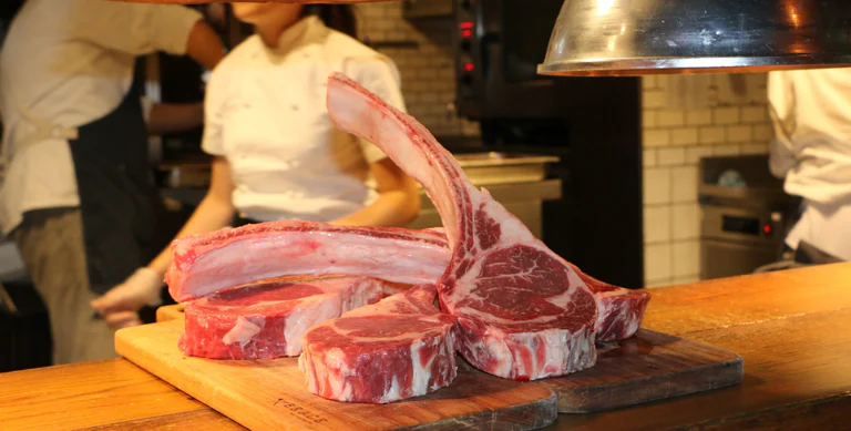 Conheça o Tomahawk, o famoso corte dos Flintstones