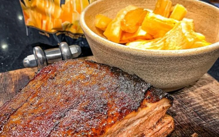 Costela VPJ Angus Beef assada ao alho