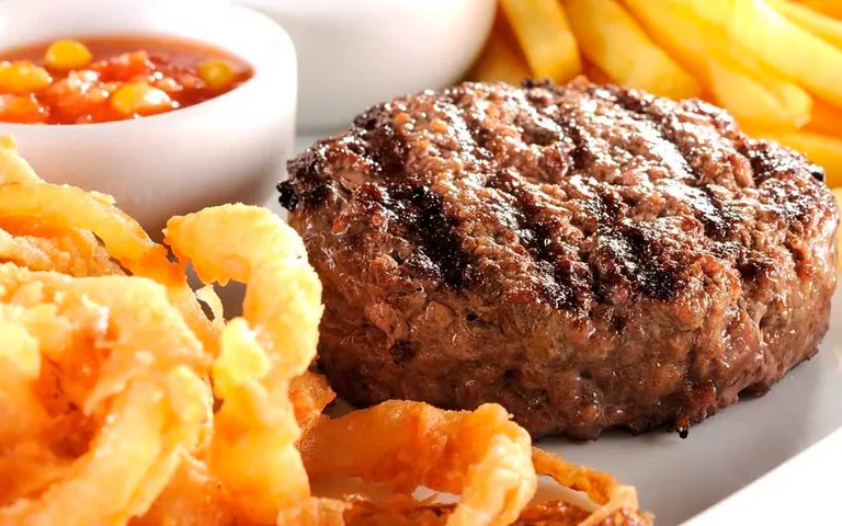 Hambúrguer de Angus e Bacon