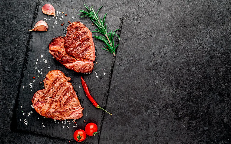 Ribeye Angus com manteiga de ervas e cogumelo